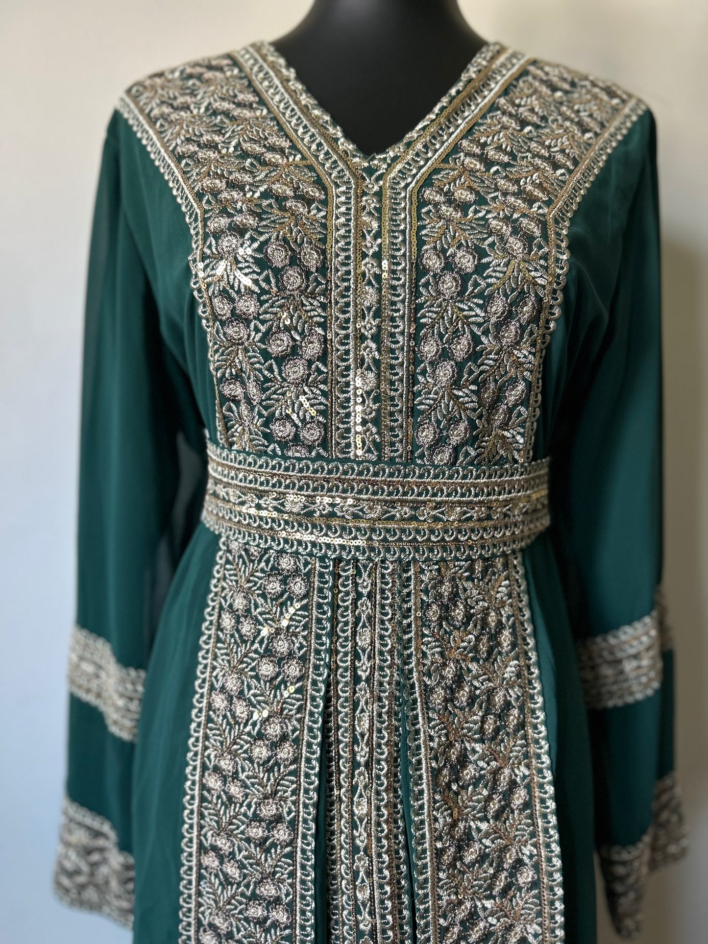 Traditional Moroccan Kaftan ~ (Green/Gold)