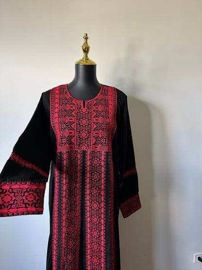 Simple Traditional Palestinian Thobe