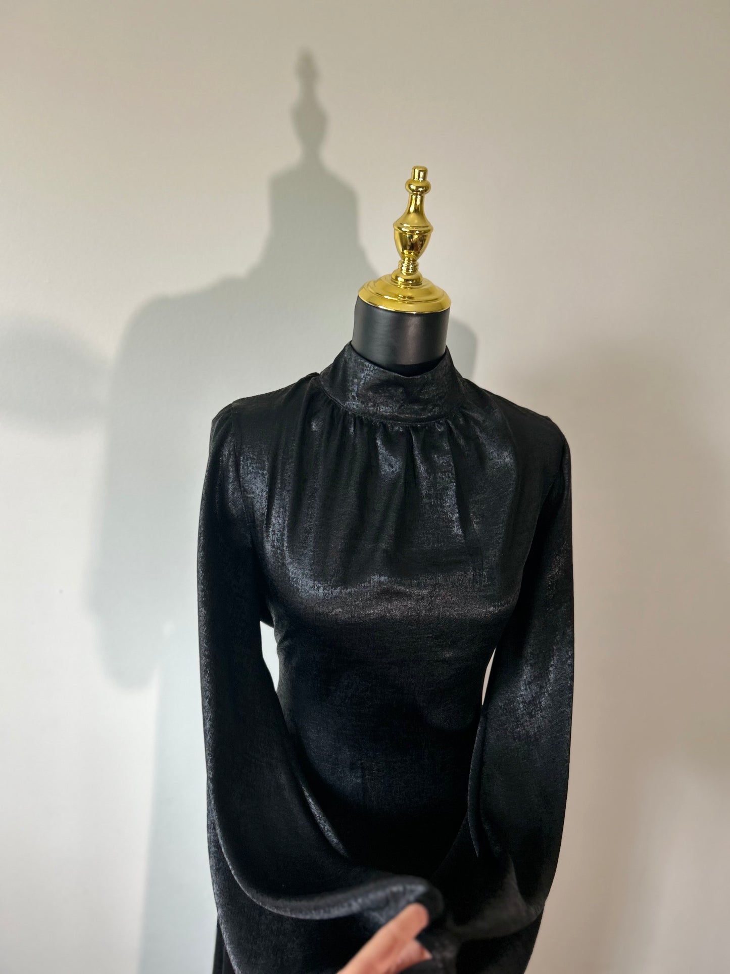 Shiny Abaya Dress ~ Black