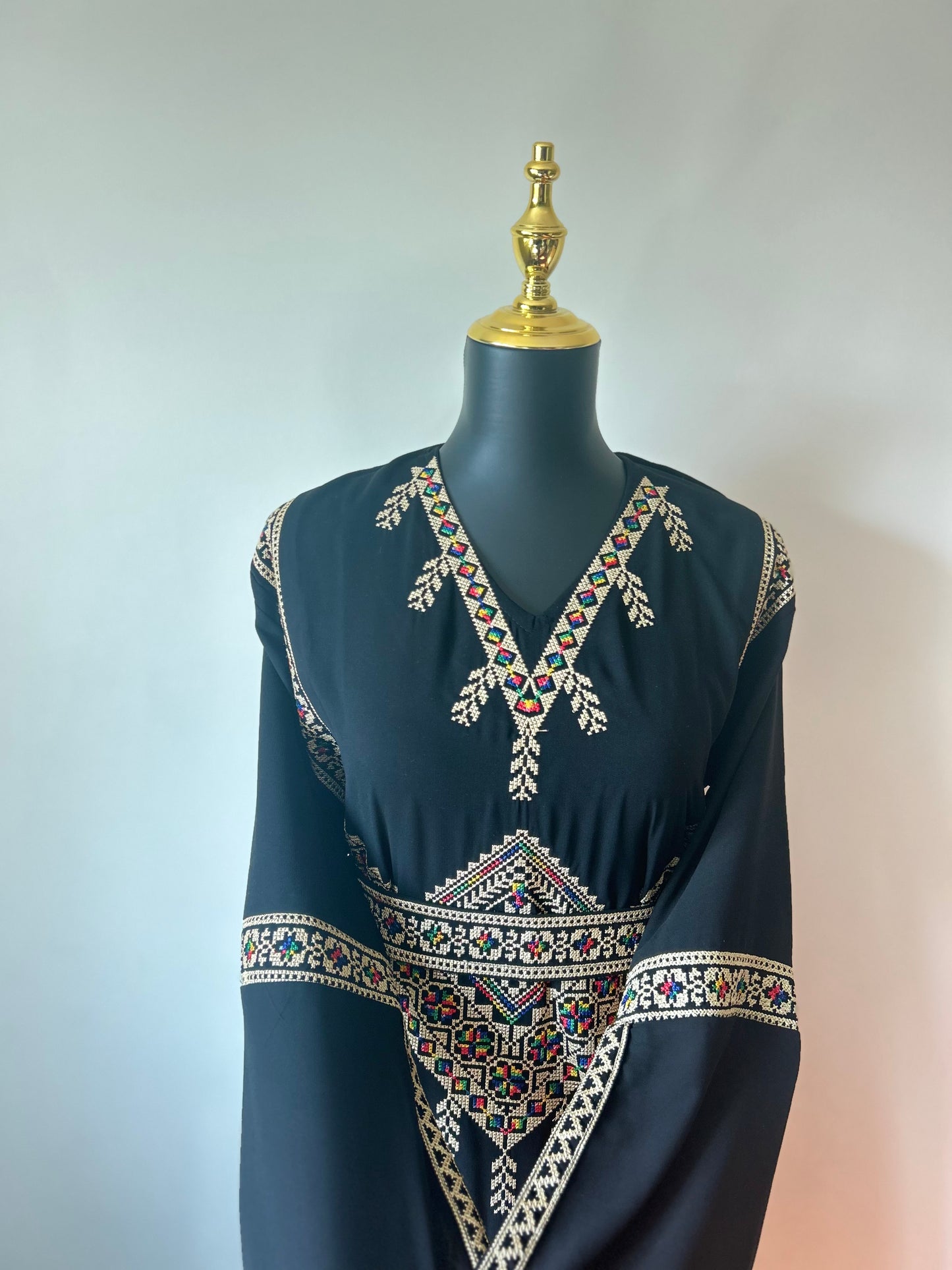 Traditional Palestinian V-Neck Thobe